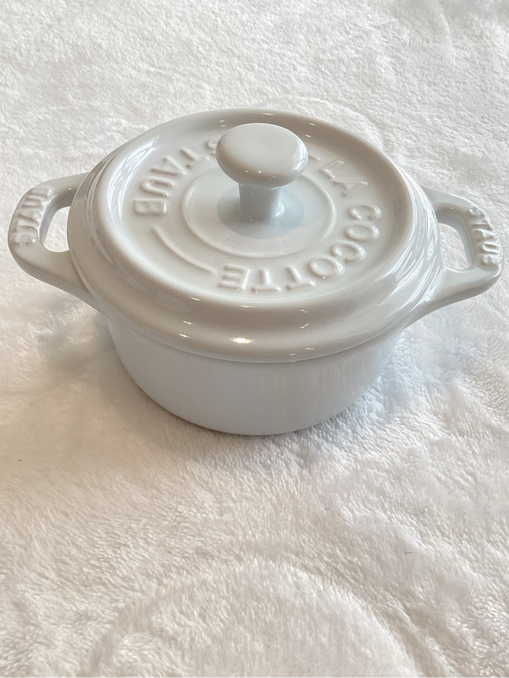 Staub Mini Round Cocotte Baking Dutch Oven New White .25 Quart Zwilling